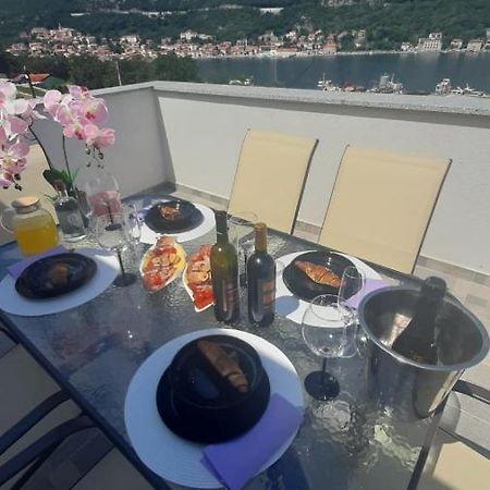 Apartmani Petar I Luka Bakar Exterior foto
