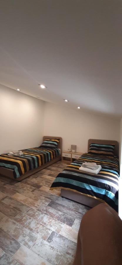 Apartmani Petar I Luka Bakar Exterior foto