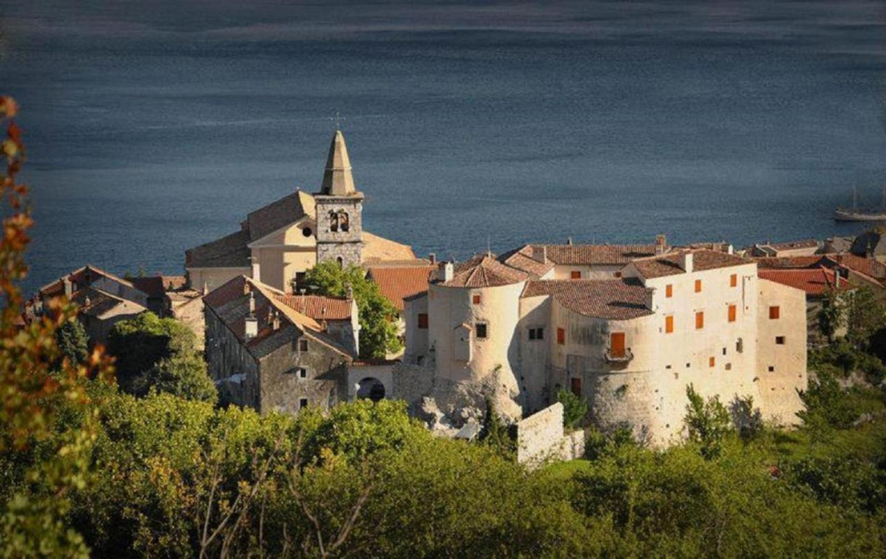 Apartmani Petar I Luka Bakar Exterior foto