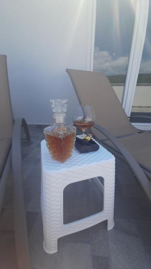 Apartmani Petar I Luka Bakar Exterior foto